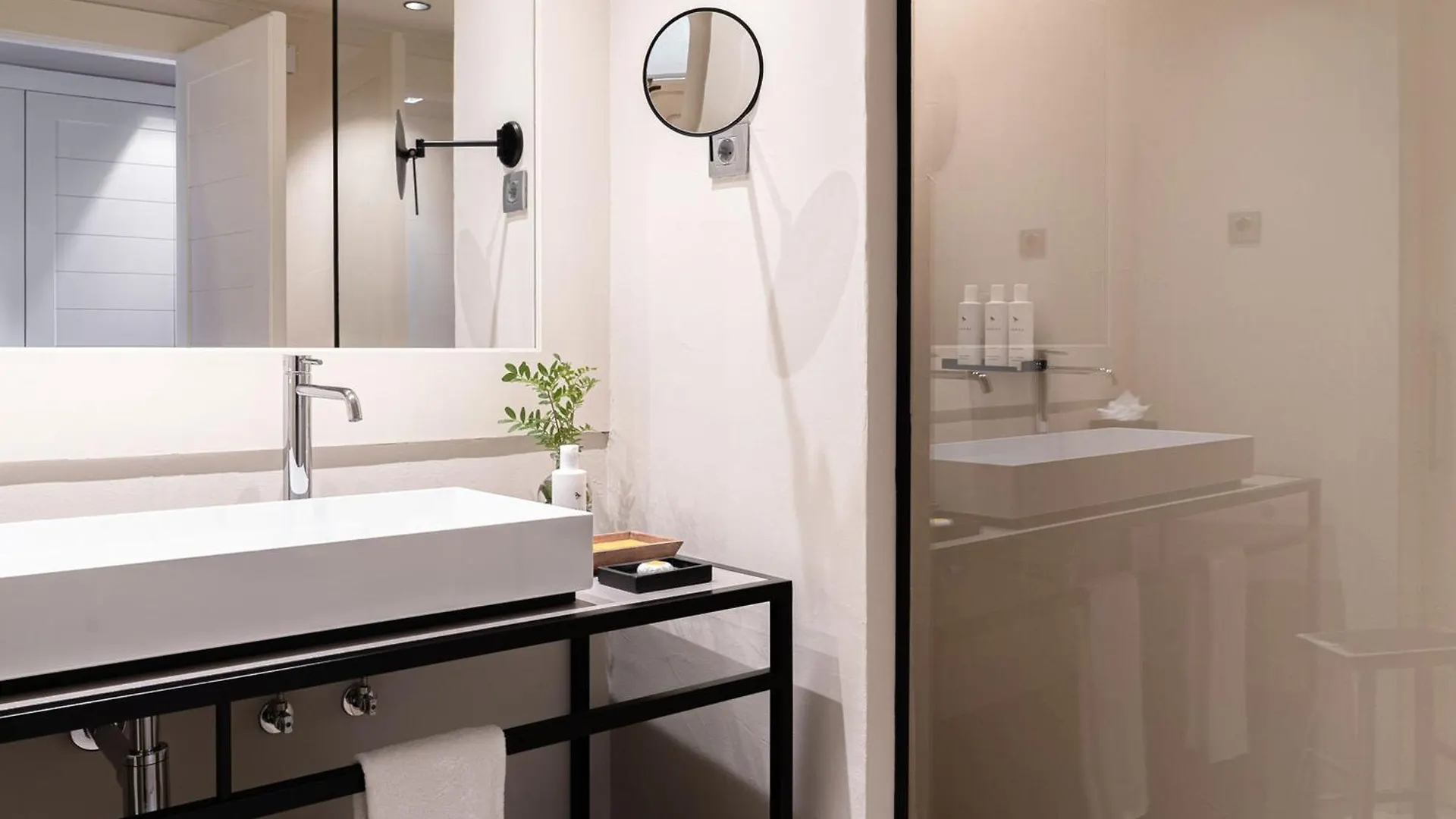 Mas De Torrent Hotel & Spa, Relais & Chateaux Torrent (Girona)